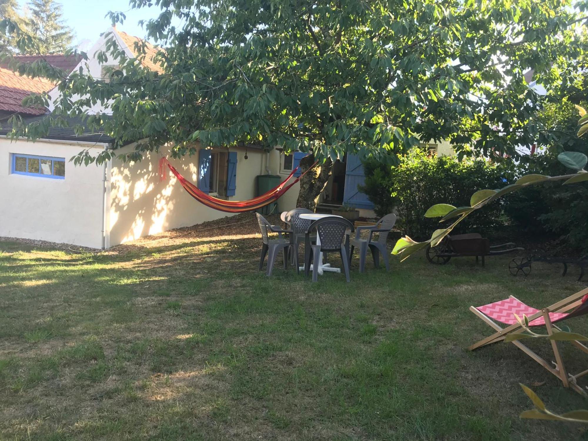Maisonnette De Charme Climatisee La Machine Kültér fotó