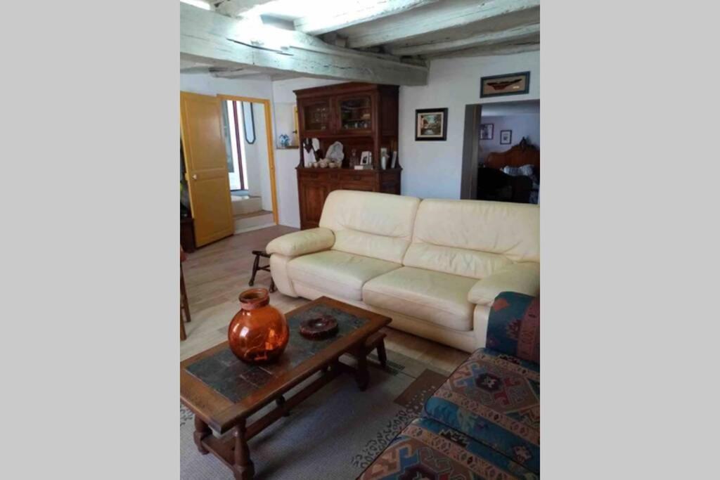 Maisonnette De Charme Climatisee La Machine Kültér fotó