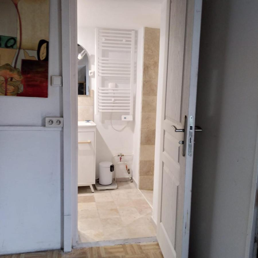 Maisonnette De Charme Climatisee La Machine Kültér fotó